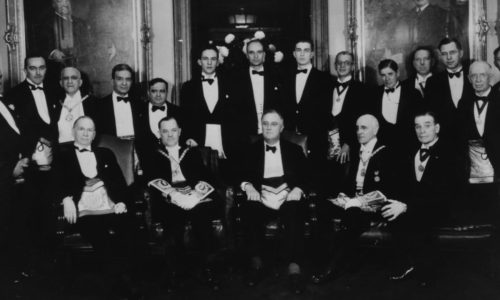 The History of Freemasonry: Traditions and Symbols Explained